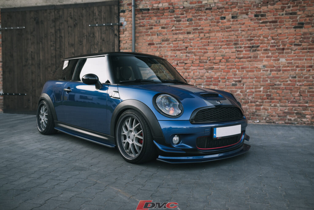 Mini Cooper R56 Seitenschweller, DTM Wings und Frontspoiler in Gesamtansicht