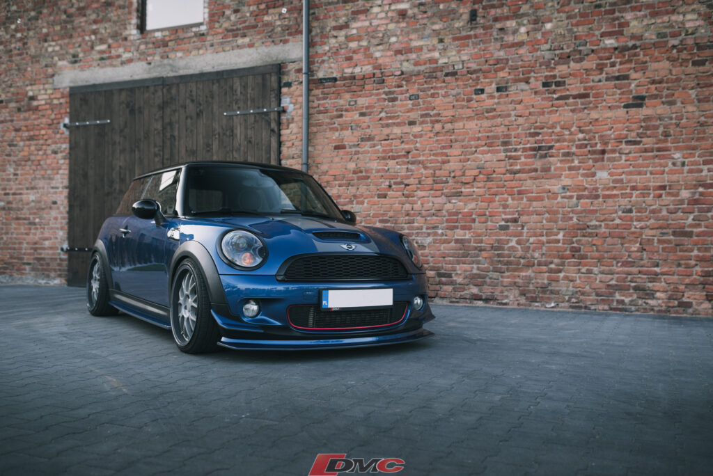 Mini Cooper R56 Seitenschweller, DTM Wings und Frontspoiler in Gesamtansicht