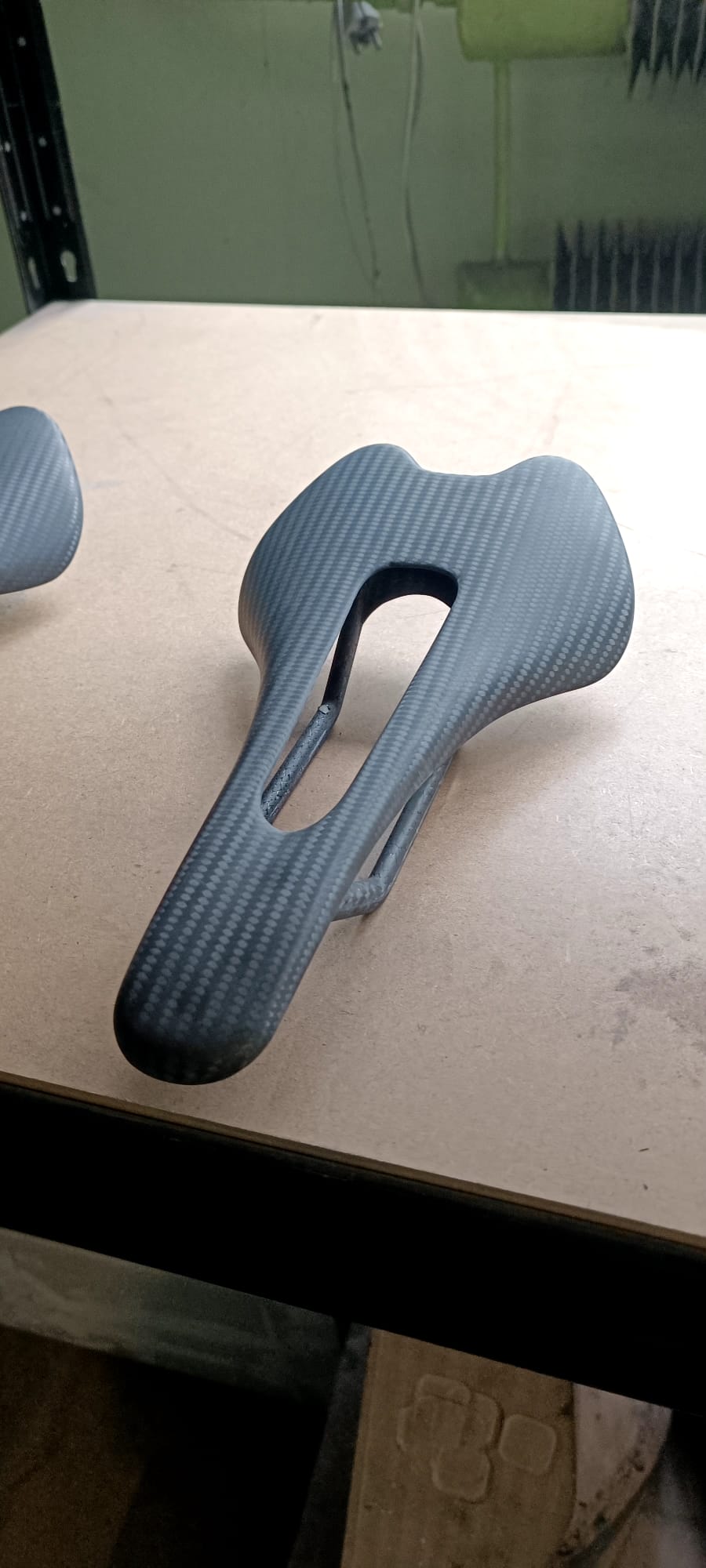 Fahrrad-Sattel Herstellung in Carbon