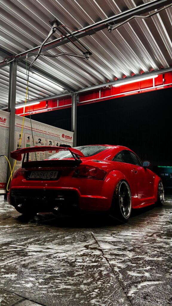 Audi TT 8N DMC Heckspoiler Konzept2 - Posen an der Waschanlage