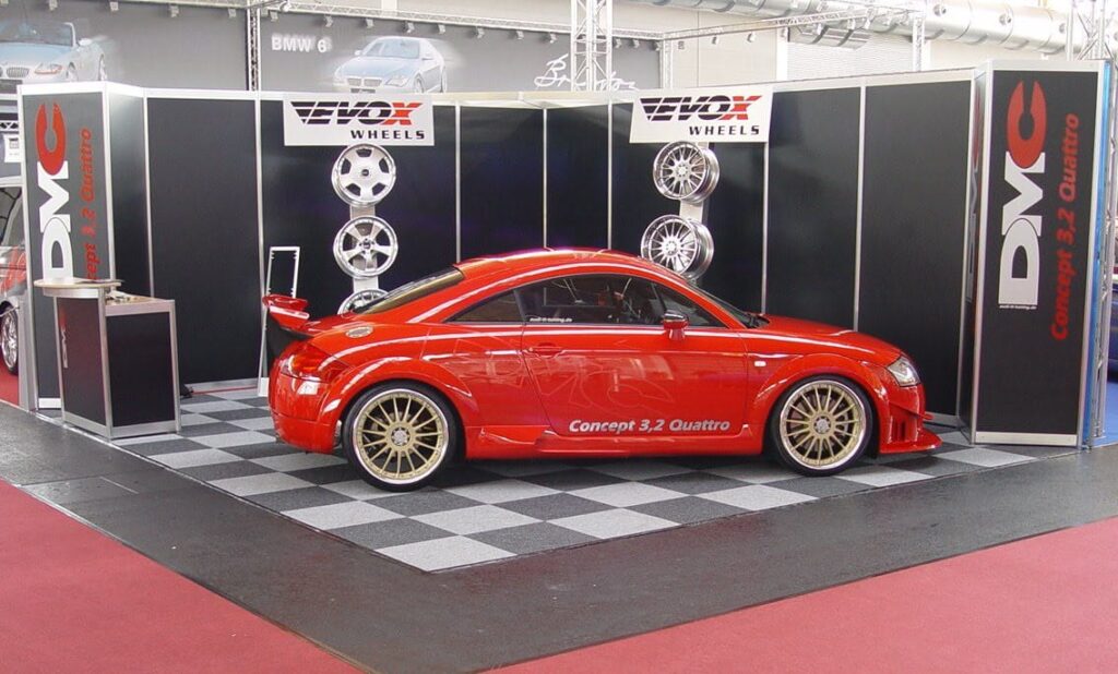 Audi TT 8N 3.2 Quattro DMC Frontspoiler auf der Messe