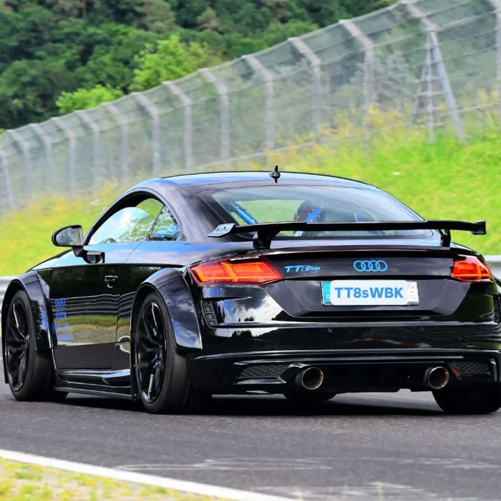 Audi TT 8S Cup-Bodykit Muggianu-Turbo auf dem Nürburgring